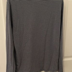 Lululemon athletic 5-year basic long sleeve